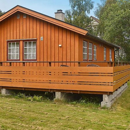 Three-Bedroom Holiday Home In Utvik 1 Reed Exterior photo